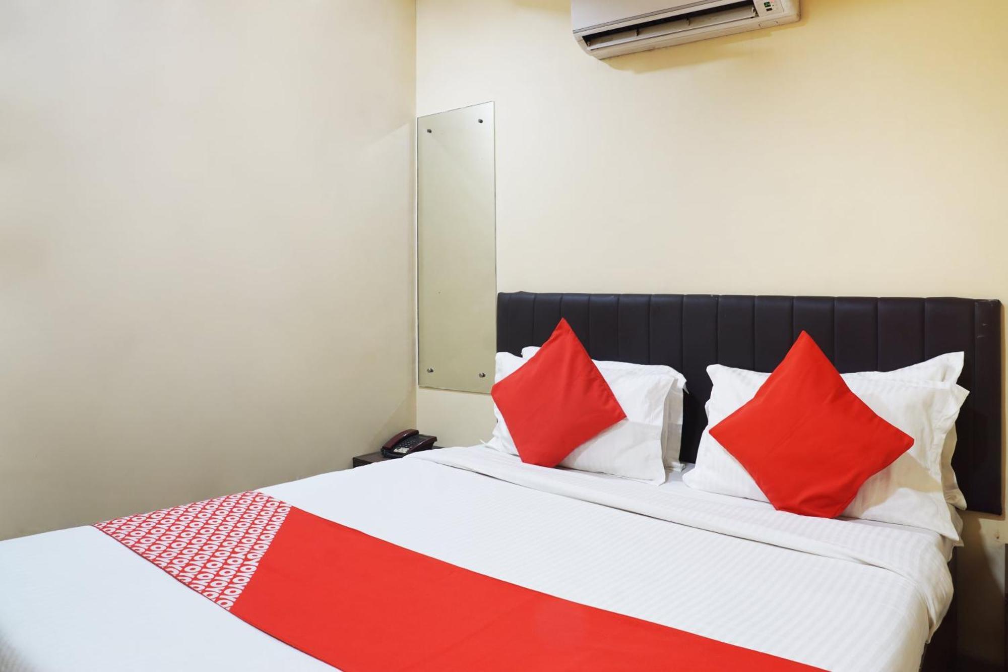 Oyo Hotel Paradise Mumbai Exterior photo