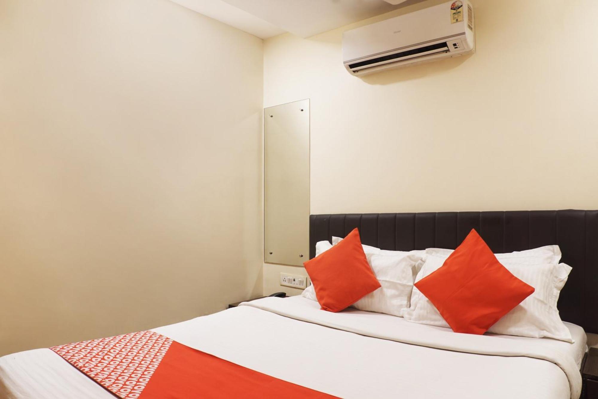 Oyo Hotel Paradise Mumbai Exterior photo